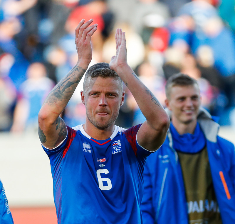 Myndaveisla 1: Ísland vann Tyrki í Laugardalnum
