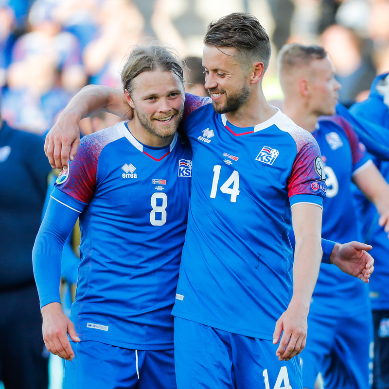 Myndaveisla 1: Ísland vann Tyrki í Laugardalnum