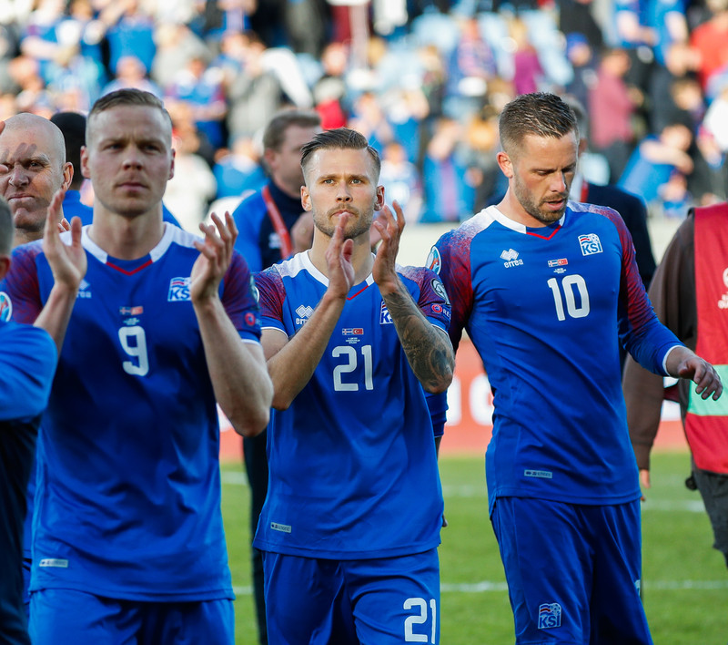 Myndaveisla 1: Ísland vann Tyrki í Laugardalnum