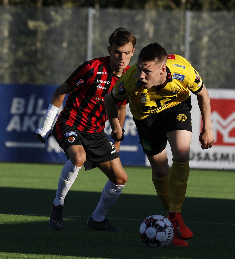 Padova var mín fyrsta reynsluferð sem kom bara allt í einu upp og ég ákvað að fara og prófa að skoða aðstæður. Það var svo ekkert heillandi við þetta lið