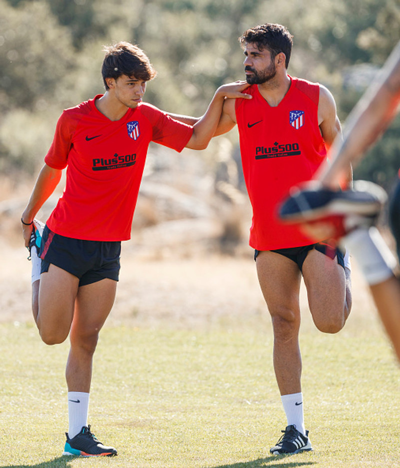 Atletico leggur mikið traust á herðar hins 19 ára gamla Joao Felix. Hér er hann með Diego Costa.