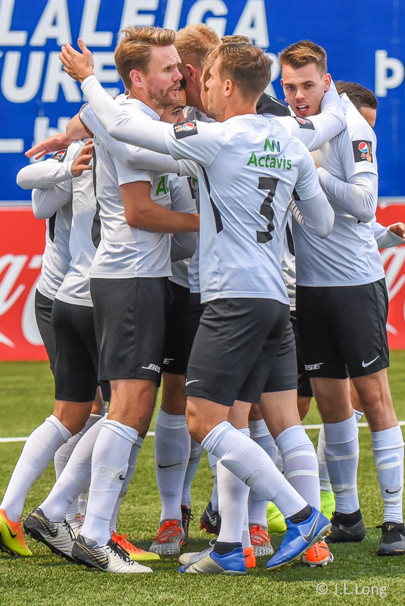 FH-ingar fögnuðu sigri gegn Val.