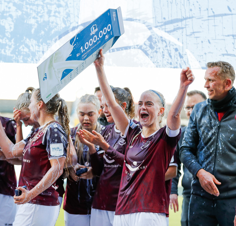 Myndaveisla: Selfoss Mjókurbikarmeistari eftir sigur á KR
