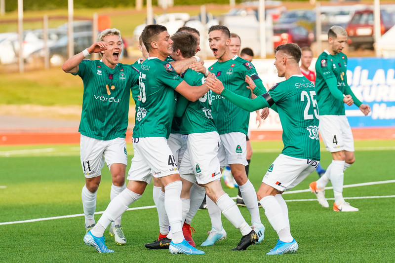 Hann spáir því að Breiðablik vinni í markaleik gegn Gróttu.
