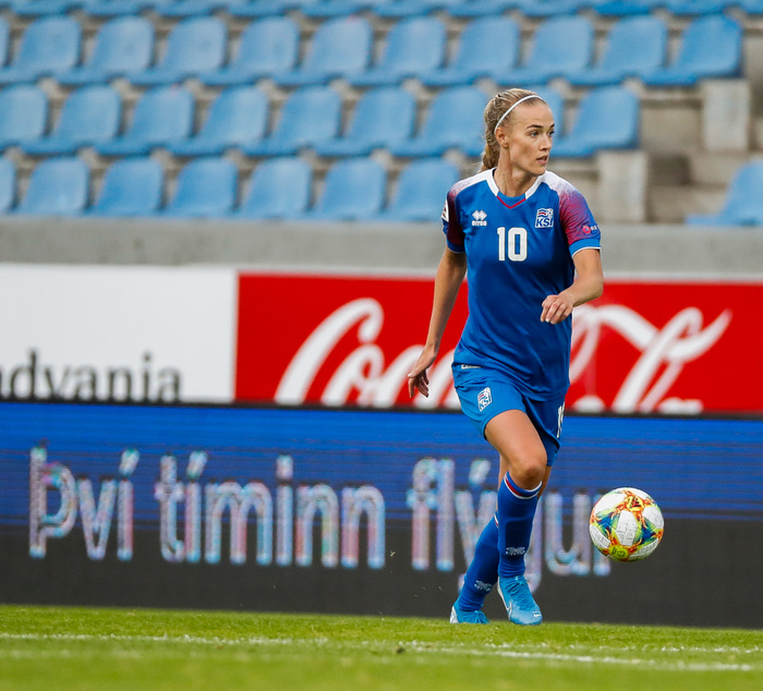 Dagný í landsleik.