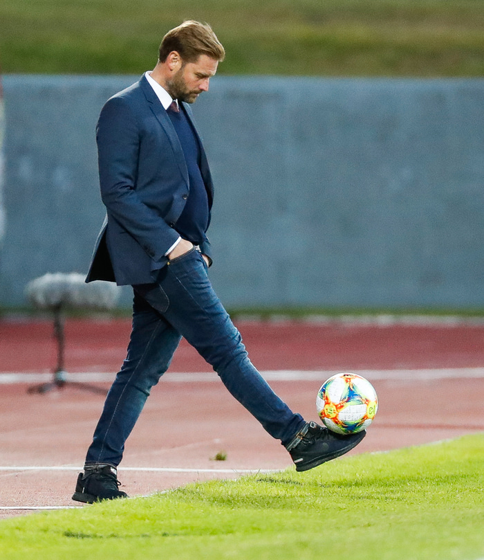 Jón Þór Hauksson - Landsliðsþjálfari.