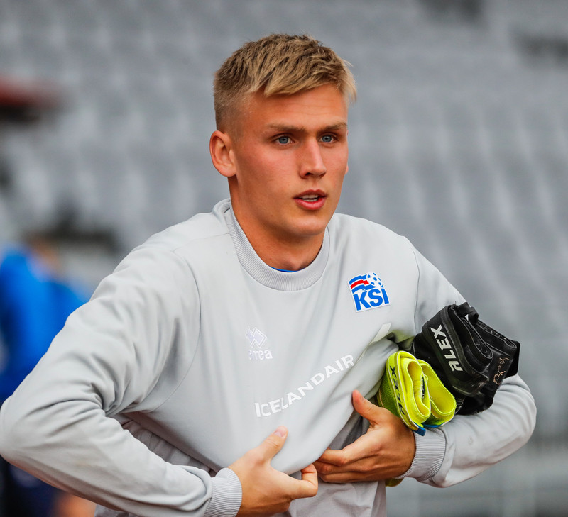 Rúnar Alex í læknisskoðun hjá Arsenal í dag?