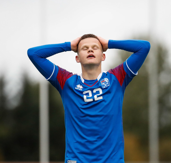 Kolbeinn fékk rauða kortið í kvöld.