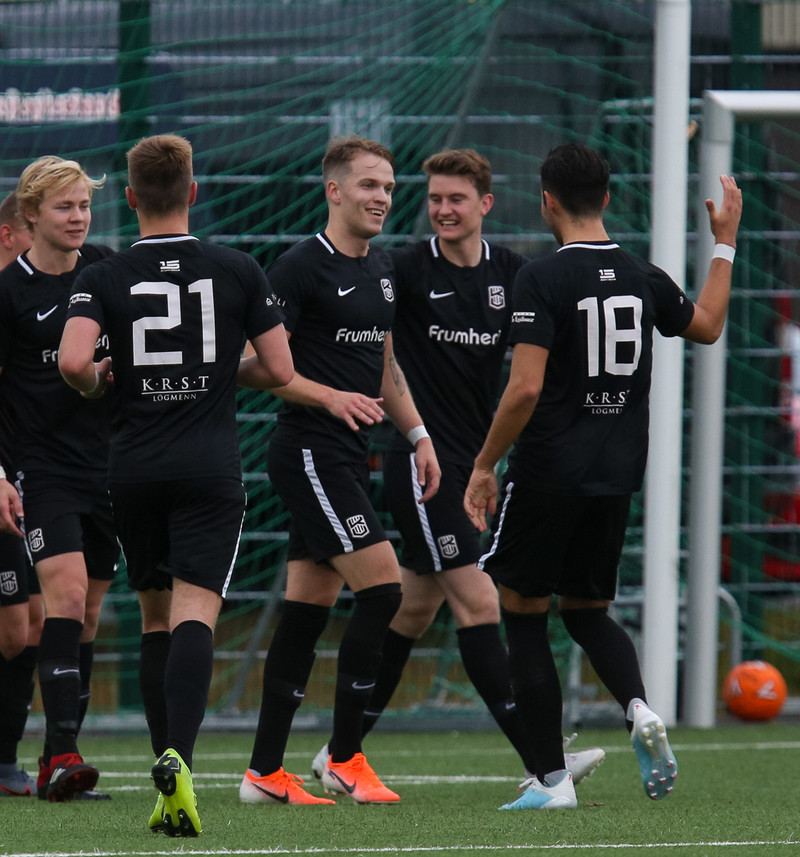 3. deild: Öruggur sigur KV - Augnablik heldur í drauminn