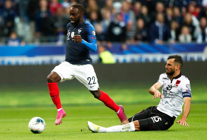 Jonathan Ikone byrjar gegn Andorra