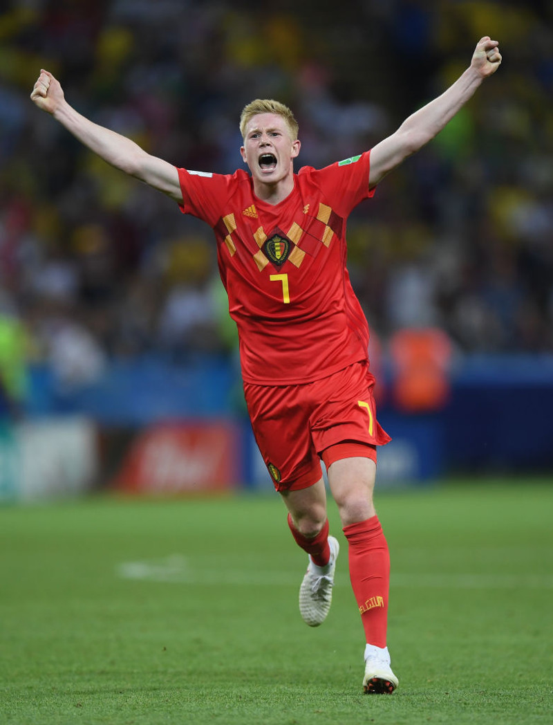 Undankeppni EM: De Bruyne lagði þrjú upp í fyrri hálfleik