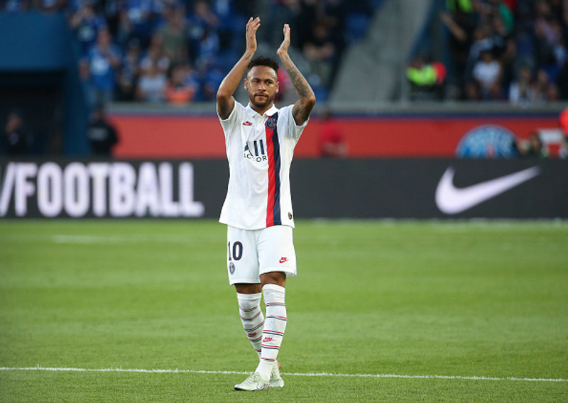 Neymar er ekki farinn til Barcelona