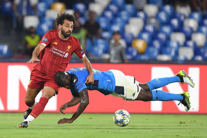 Koulibaly stöðvaði Salah með öllum tiltækum ráðum.