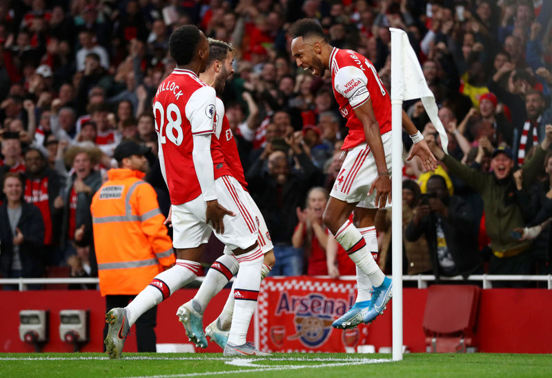 Pierre-Emerick Aubameyang fékk aðra tilraun og skoraði