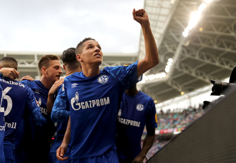 Leikmenn Schalke samþykkja launalækkun