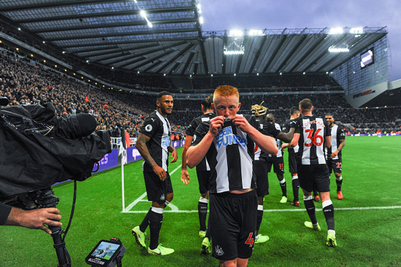 Matty Longstaff (Newcastle United) - Hetja gærdagsins. Bruce gaf unga leikmanninum tækifærið og hann nýtti það.