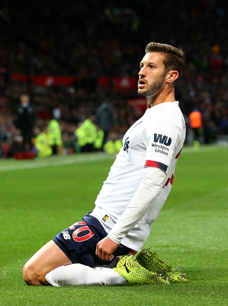 Adam Lallana byrjar hjá Liverpool.