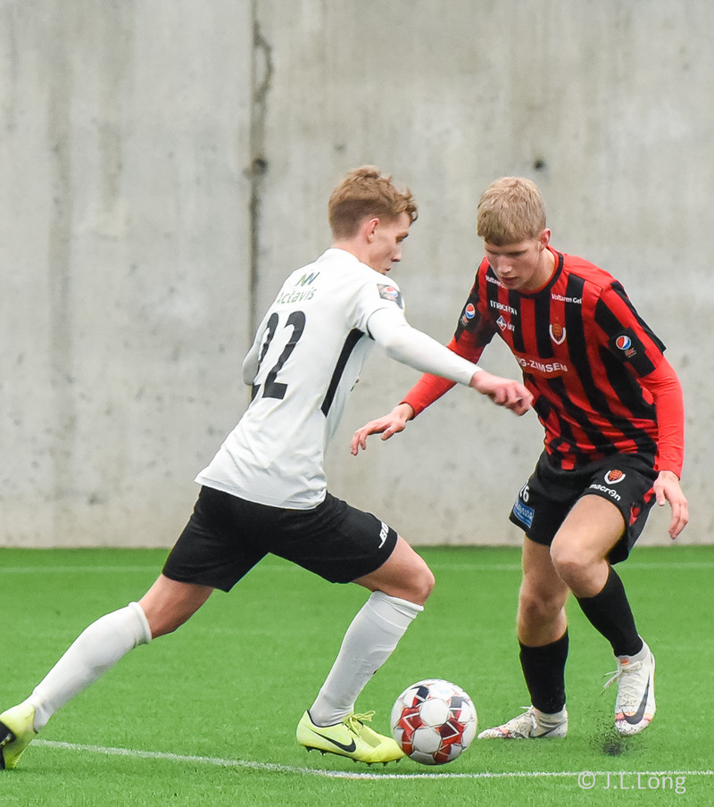 Myndaveisla: FH vann Víking í Bose mótinu