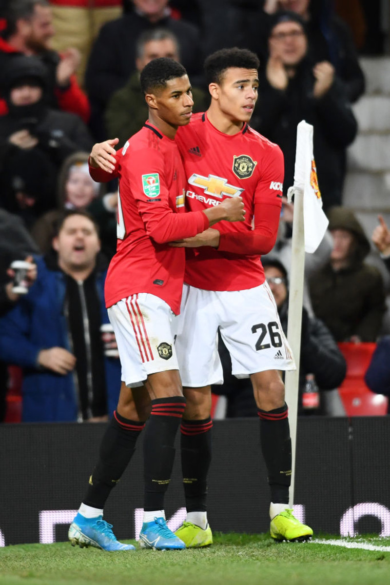 England í dag - Man Utd heimsækir Wolves í bikarnum