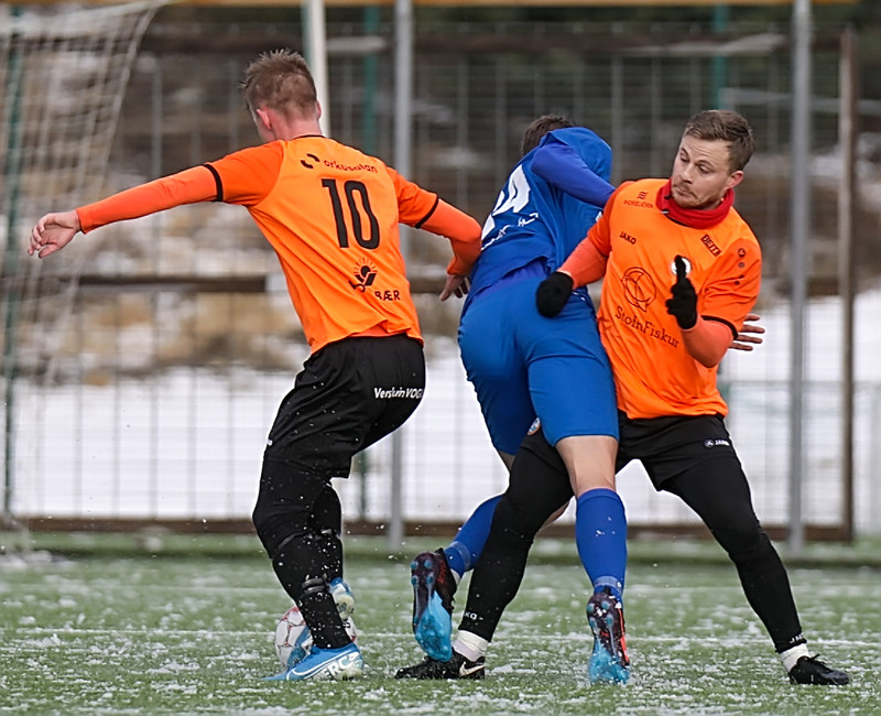 Hafþór (til hægri) í leik með Þrótti í Fótbolta.net mótinu á dögunum.