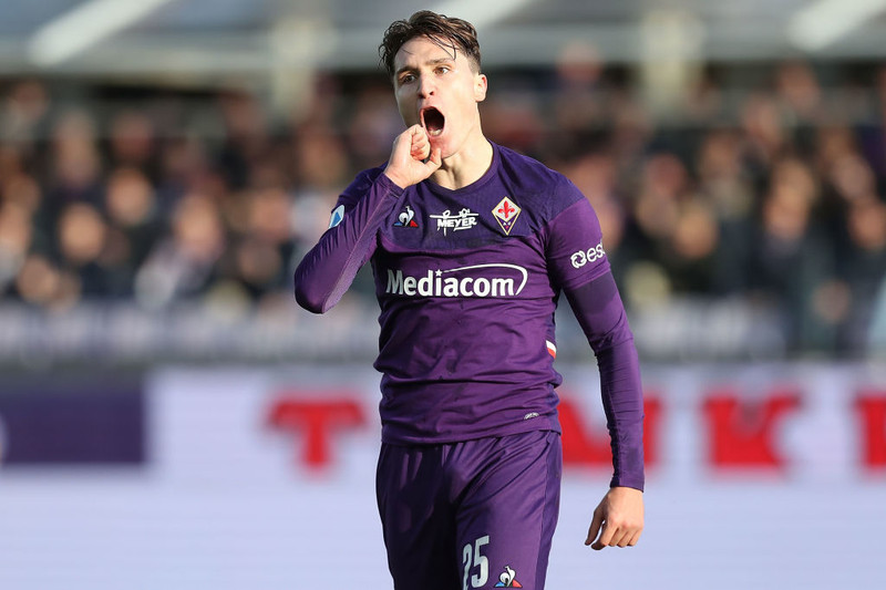 Federico Chiesa mun berjast við Dejan Kulusevski og nafna sinn Federico Bernardeschi um byrjunarliðssæti.