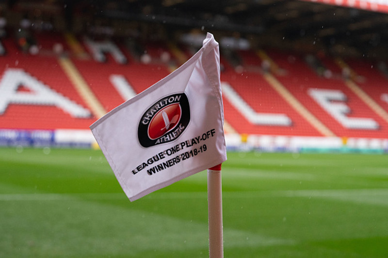 Sá 1076 leiki í röð hjá Charlton - Látinn eftir kórónaveiruna