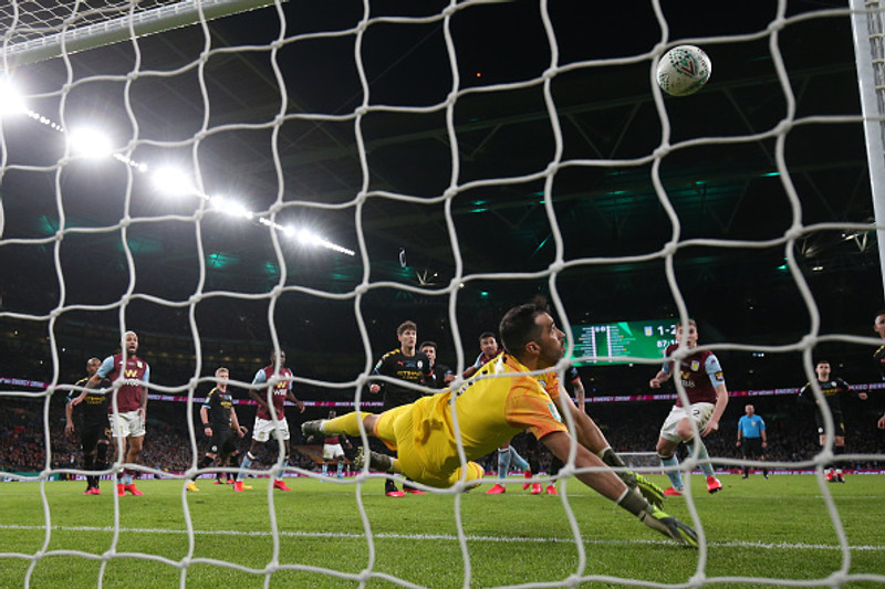 Claudio Bravo (Man City) - Varði frábærlega frá Bjorn Engels undir lokin í úrslitaleiknum gegn Aston Villa.