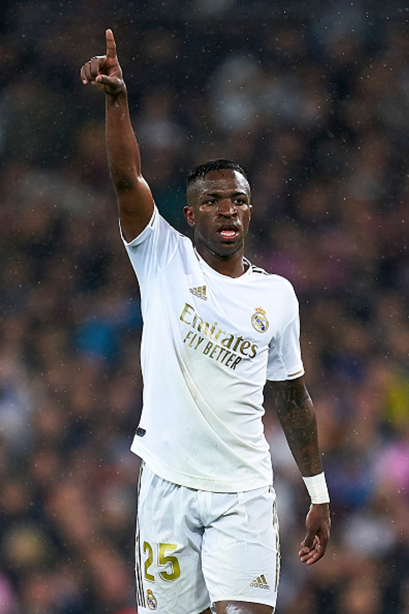 Spánn: Vinicius Junior gerði sigurmarkið