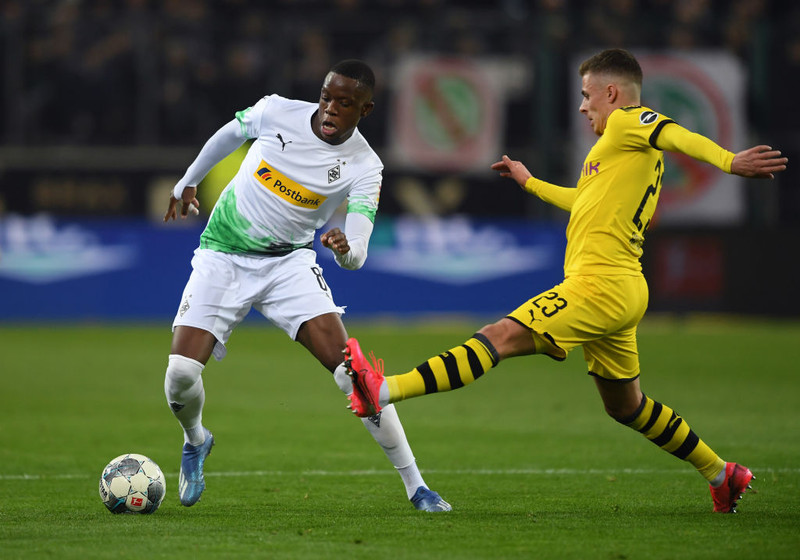 <b>Denis Zakaria (25), Borussia Mönchengladbach</b> - Manchester City hefur lengi haft auga á svissneska miðjumanninum.