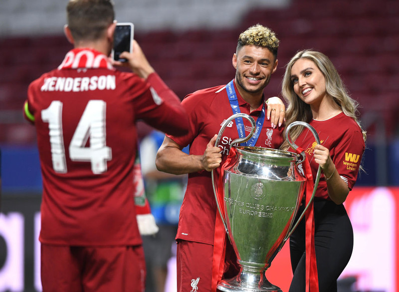 Alex Oxlade-Chamberlain, Uxinn.