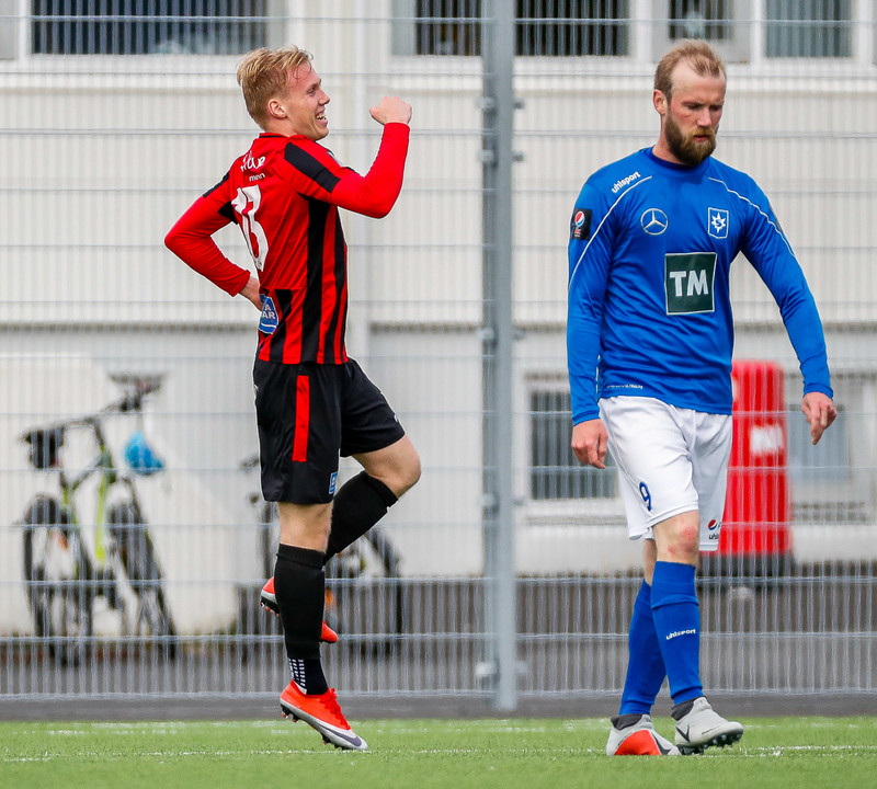 Viktor Örlygur framlengir við Víking R.