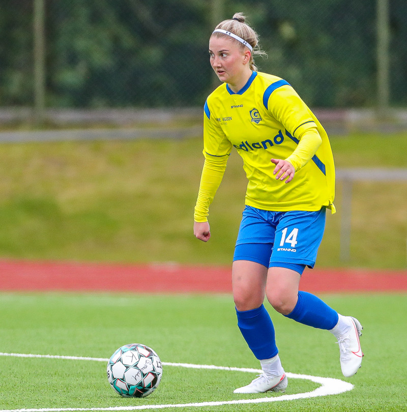 Birgitta skoraði tvö mörk fyrir lið Grindavíkur.