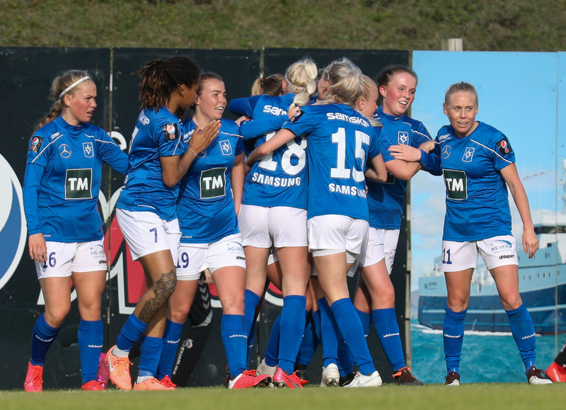 Stjarnan fagnar marki í sumar.