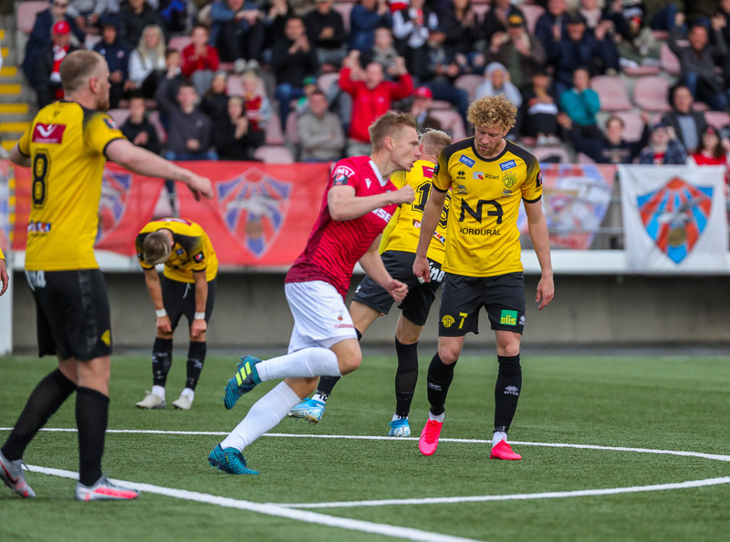 Myndaveisla: ÍA fór létt með Íslandsmeistarakandídatana