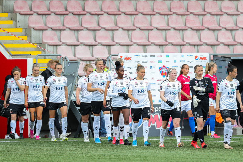 Myndaveisla: Valur sló ÍBV út