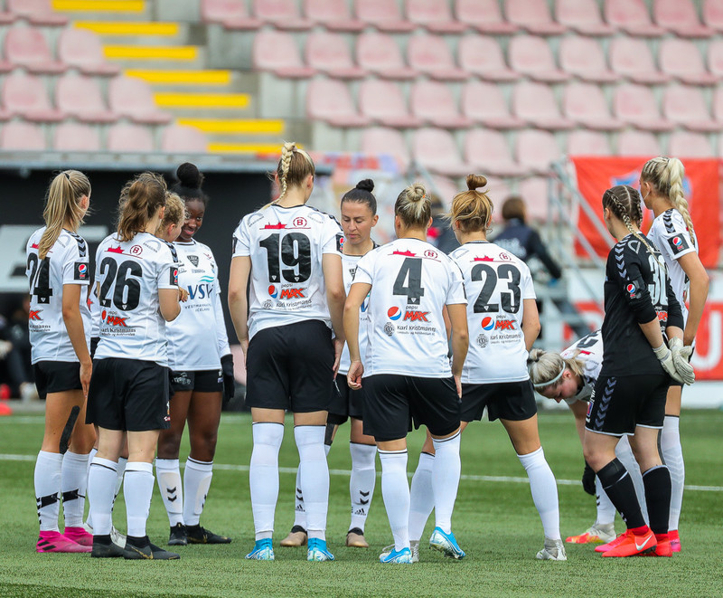 Myndaveisla: Valur sló ÍBV út