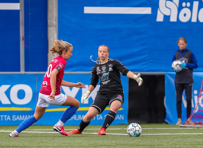Myndaveisla: Valur sló ÍBV út