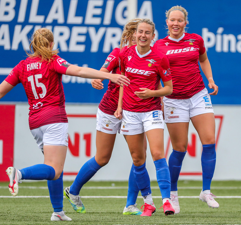 Myndaveisla: Valur sló ÍBV út