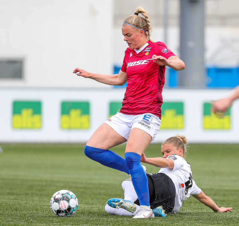 Myndaveisla: Valur sló ÍBV út