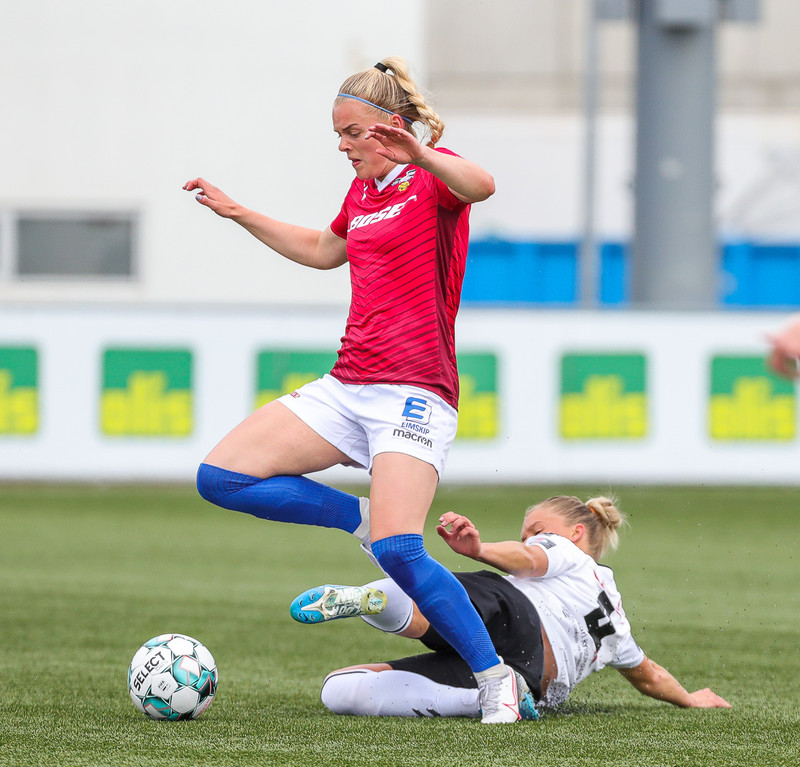 Myndaveisla: Valur sló ÍBV út