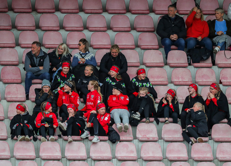 Myndaveisla: Valur sló ÍBV út