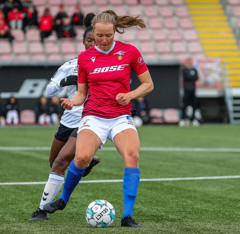 Myndaveisla: Valur sló ÍBV út