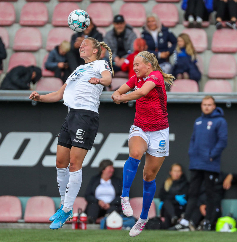 Myndaveisla: Valur sló ÍBV út