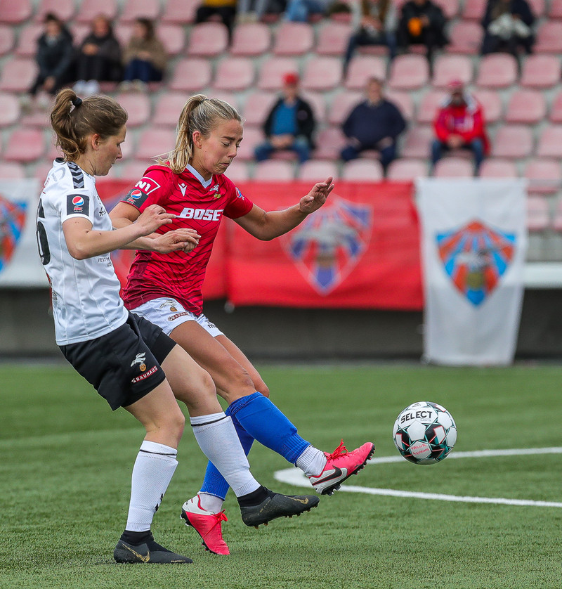 Myndaveisla: Valur sló ÍBV út
