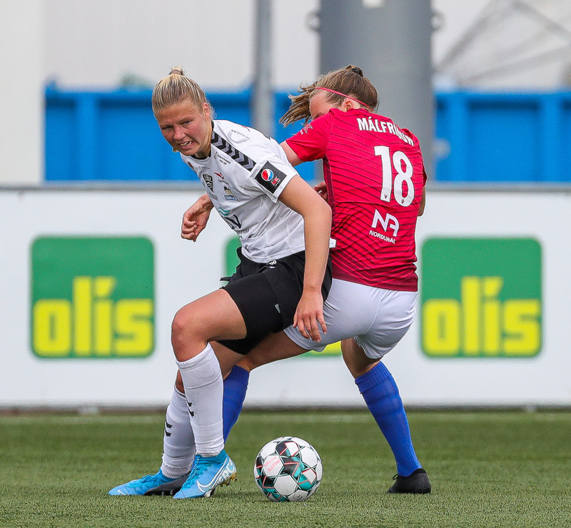 Myndaveisla: Valur sló ÍBV út