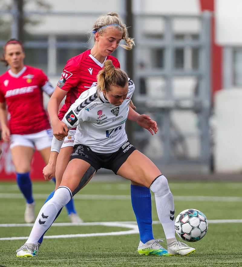 Myndaveisla: Valur sló ÍBV út