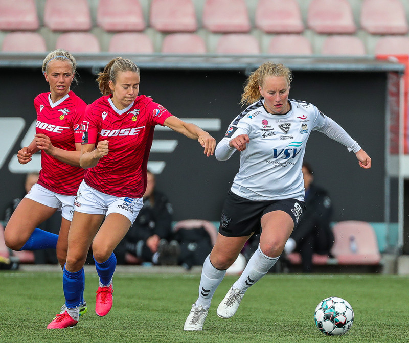 Myndaveisla: Valur sló ÍBV út