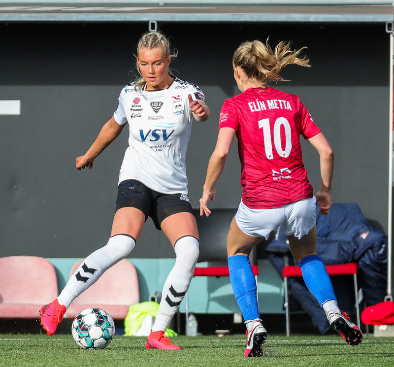 Myndaveisla: Valur sló ÍBV út