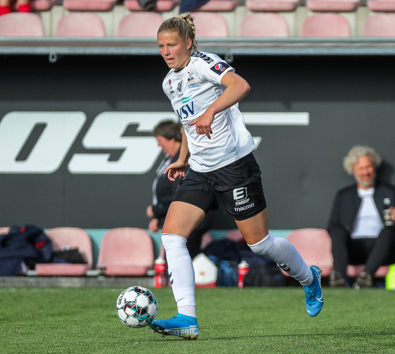 Myndaveisla: Valur sló ÍBV út