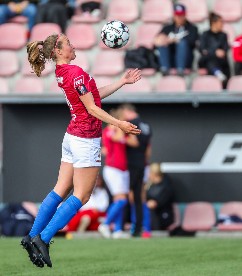 Myndaveisla: Valur sló ÍBV út